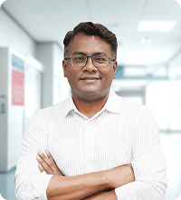 ওয়েবকোড টেকনোলজির সাথে কাজ করা মেডিকেল প্রফেশনাল